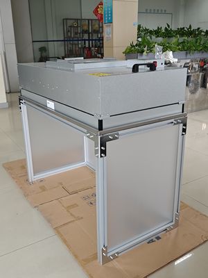 Superficie de trabajo de acero inoxidable Capó de flujo laminar Flujo de aire vertical para área de trabajo estéril