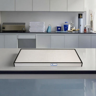 Los filtros HEPA H14 para salas blancas capturan partículas ≥0.3 Μm con una eficiencia del 99.99%